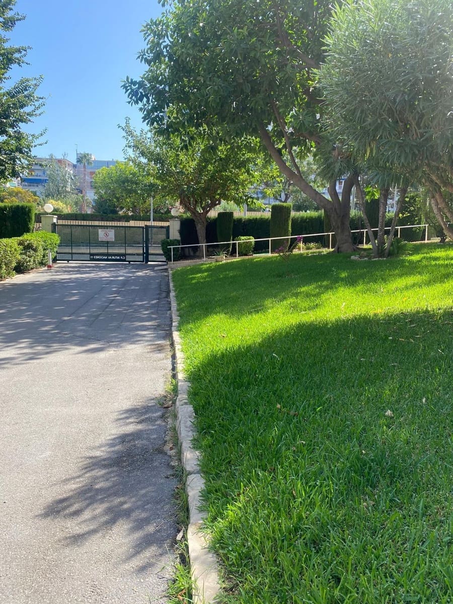 4 slaapkamer Flat te koop in Playa de San Juan met zwembad - € 320.000 (Ref: 10180617)
