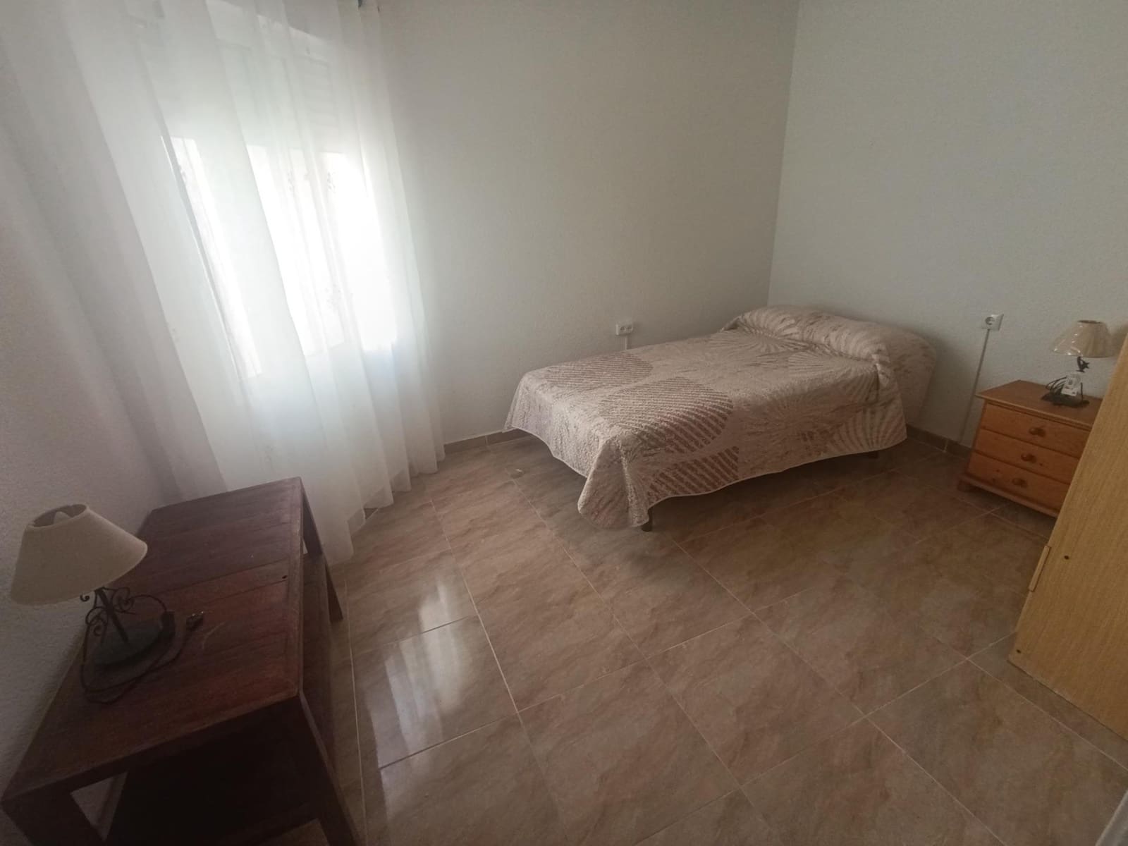 4 soverom Leilighet til leie i Elche / Elx - € 750 (Ref: 10183135)