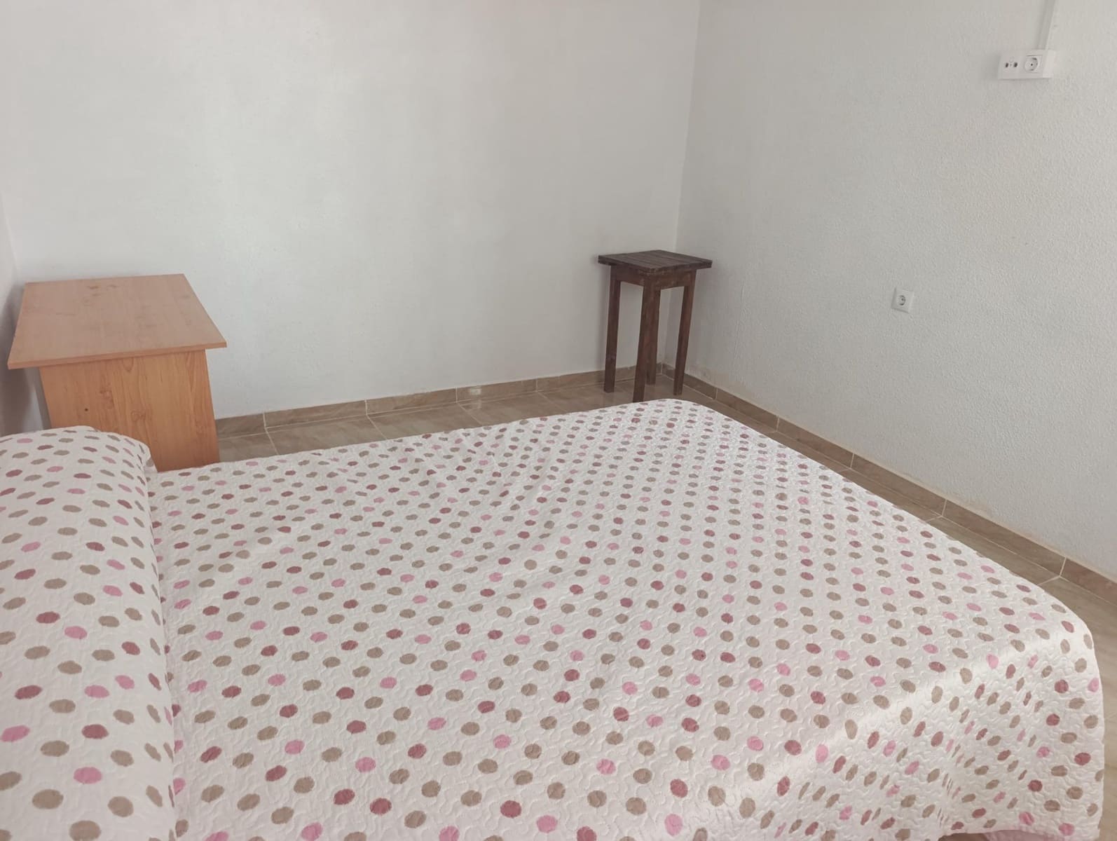4 soverom Leilighet til leie i Elche / Elx - € 750 (Ref: 10183135)