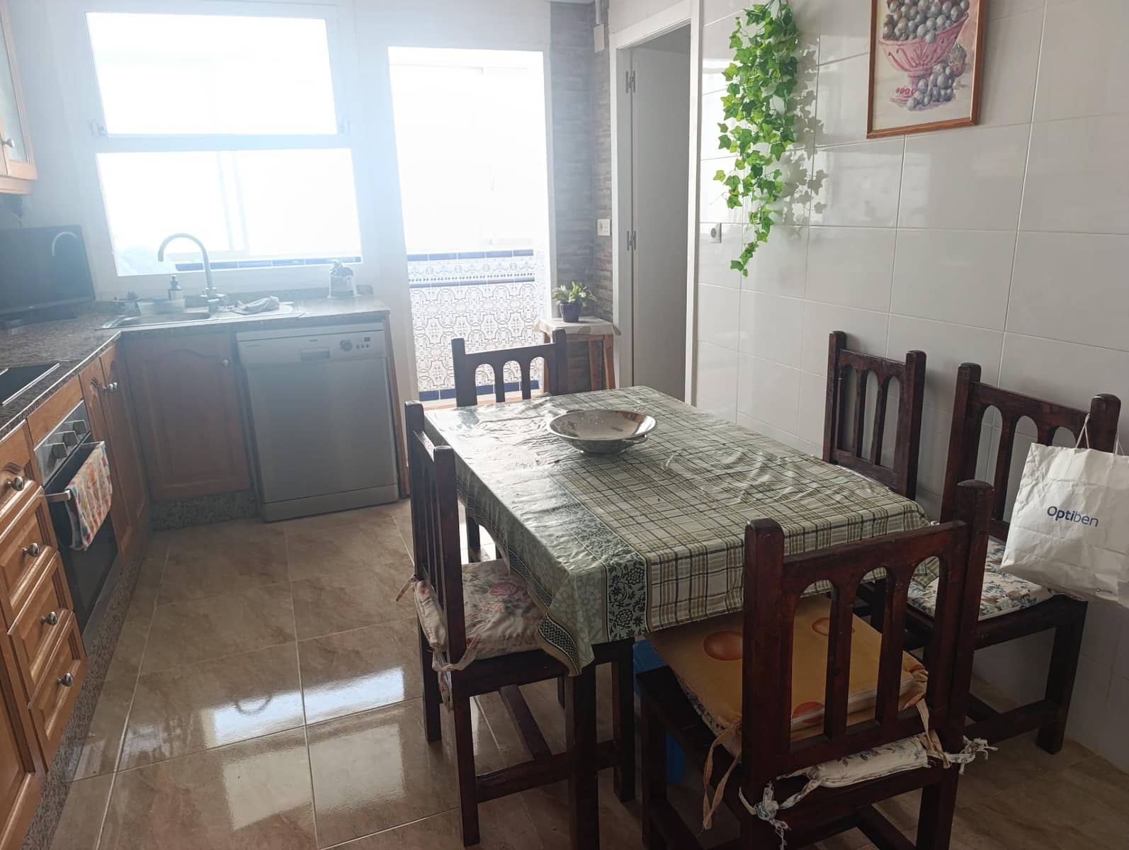 4 soverom Leilighet til leie i Elche / Elx - € 750 (Ref: 10183135)