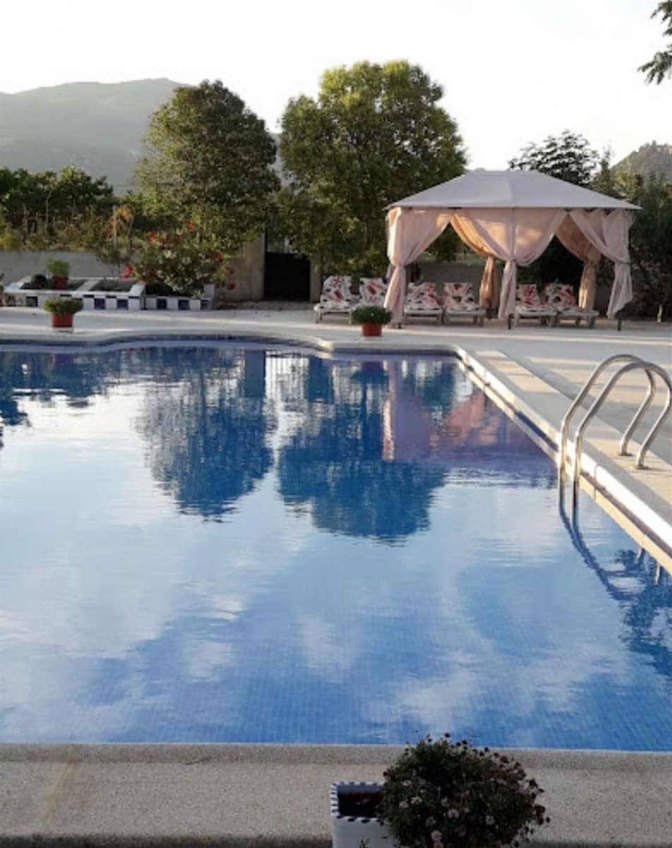 6 bedroom Villa for sale in Moratalla - € 215,000 (Ref: 8041903)