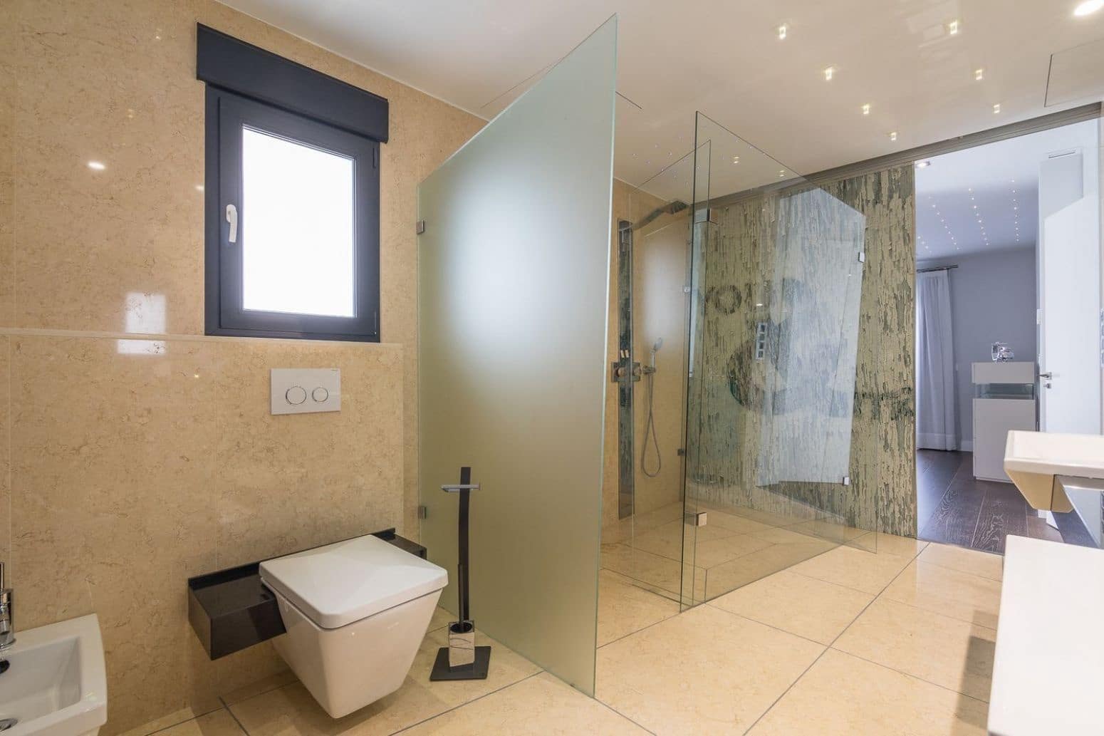 4 sovrum Villa till salu i Arenales del Sol med pool - 1 450 000 € (Ref: 8049762)