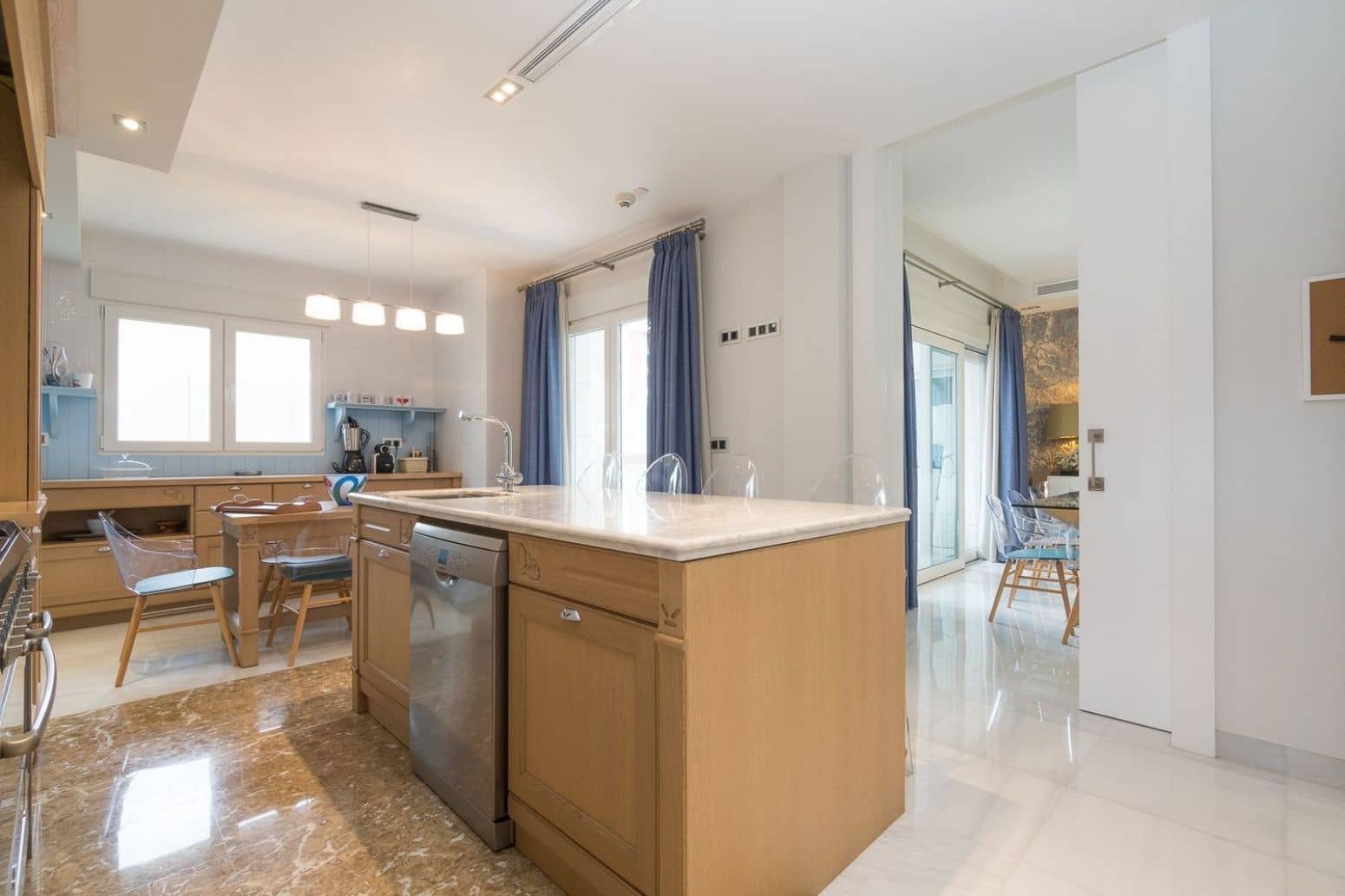 4 sovrum Villa till salu i Arenales del Sol med pool - 1 450 000 € (Ref: 8049762)