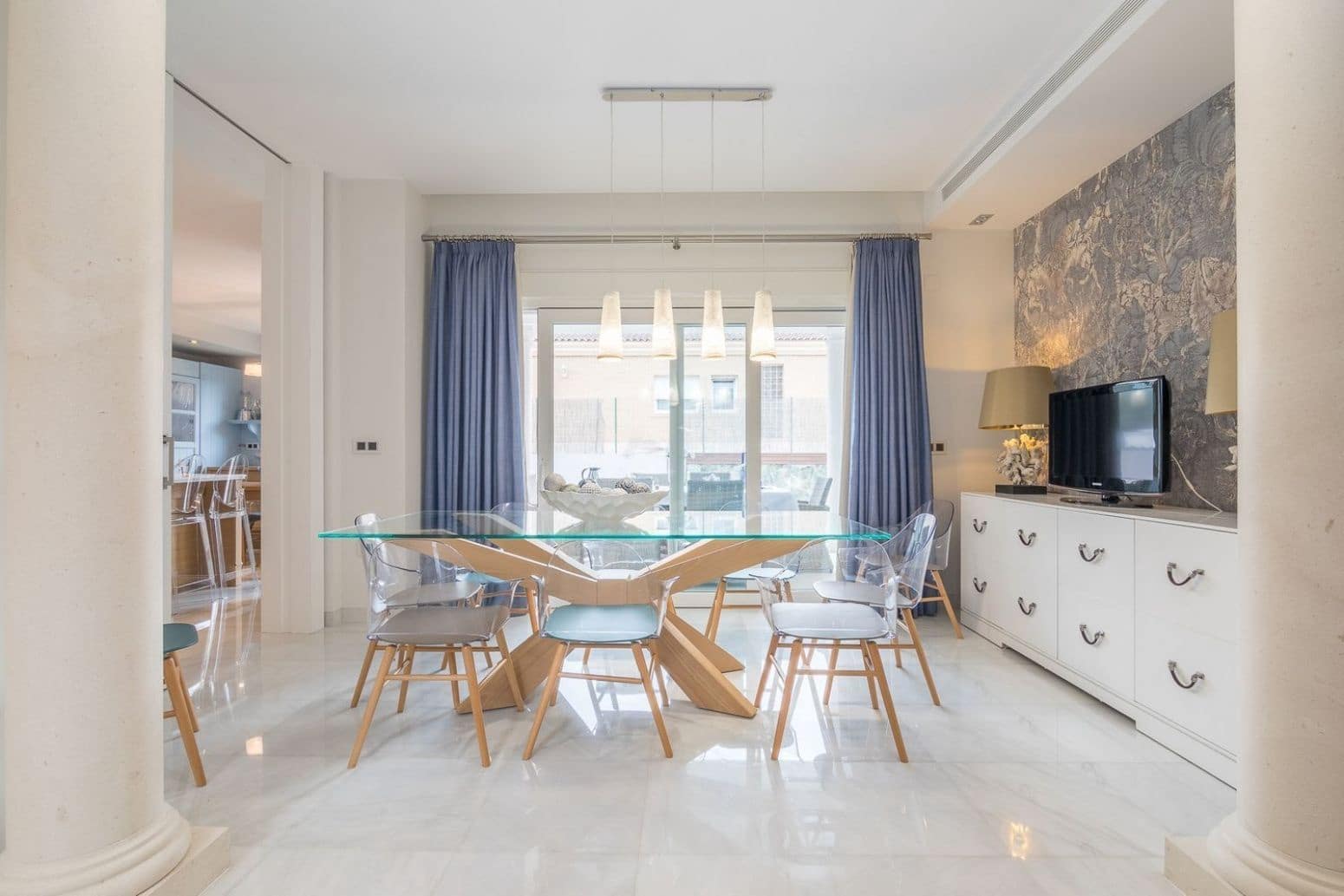 4 sovrum Villa till salu i Arenales del Sol med pool - 1 450 000 € (Ref: 8049762)