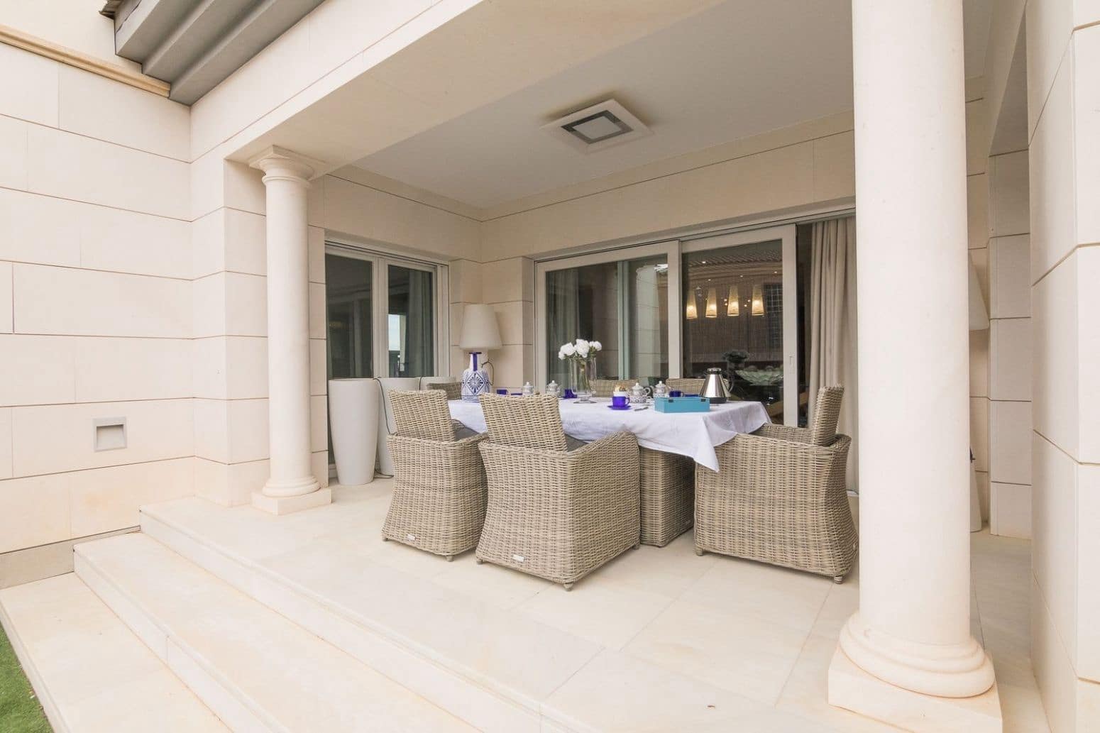 4 sovrum Villa till salu i Arenales del Sol med pool - 1 450 000 € (Ref: 8049762)