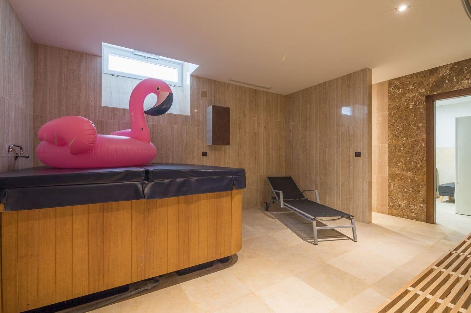 4 sovrum Villa till salu i Arenales del Sol med pool - 1 450 000 € (Ref: 8049762)