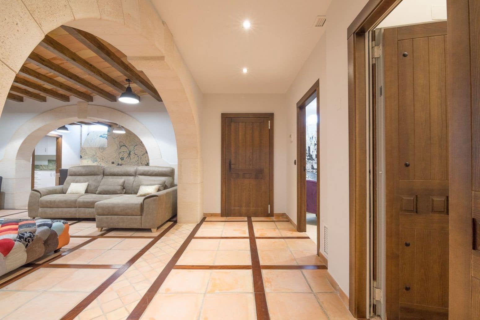 4 sovrum Villa till salu i Arenales del Sol med pool - 1 450 000 € (Ref: 8049762)