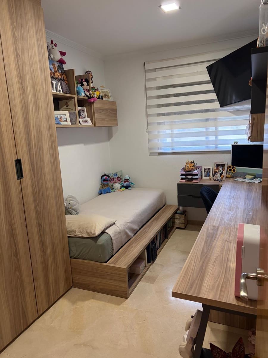 3 makuuhuone Asunto myytävänä paikassa Elche / Elx mukana uima-altaan 
autotalli - 359 999 € (Ref: 8049763)