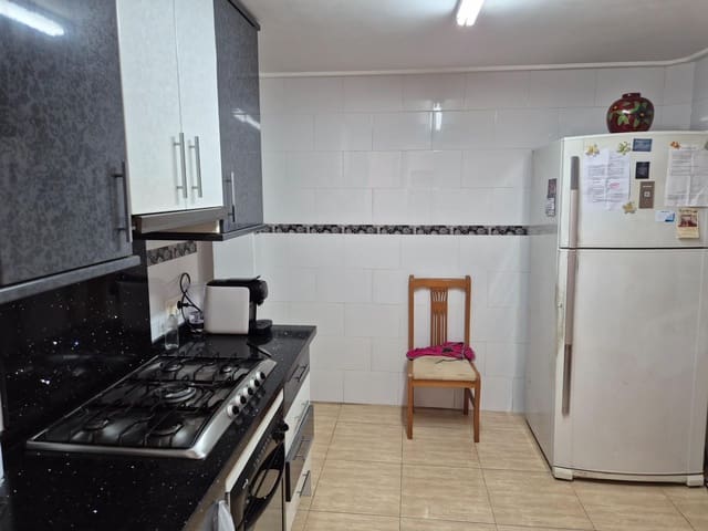 3 quarto Apartamento para venda em Elche / Elx - 134 990 € (Ref: 8049763)