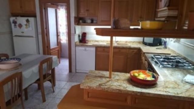 5 camera da letto Appartamento in vendita in Elche / Elx - 219.999 € (Rif: 8049764)