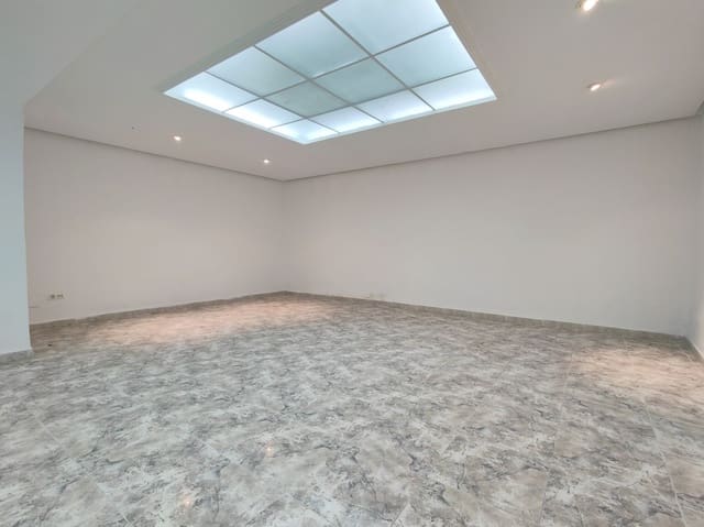 Kommersiell til salgs i Pont Nou - Corazón de Jesús, Elche / Elx - € 89 990 (Ref: 8049776)