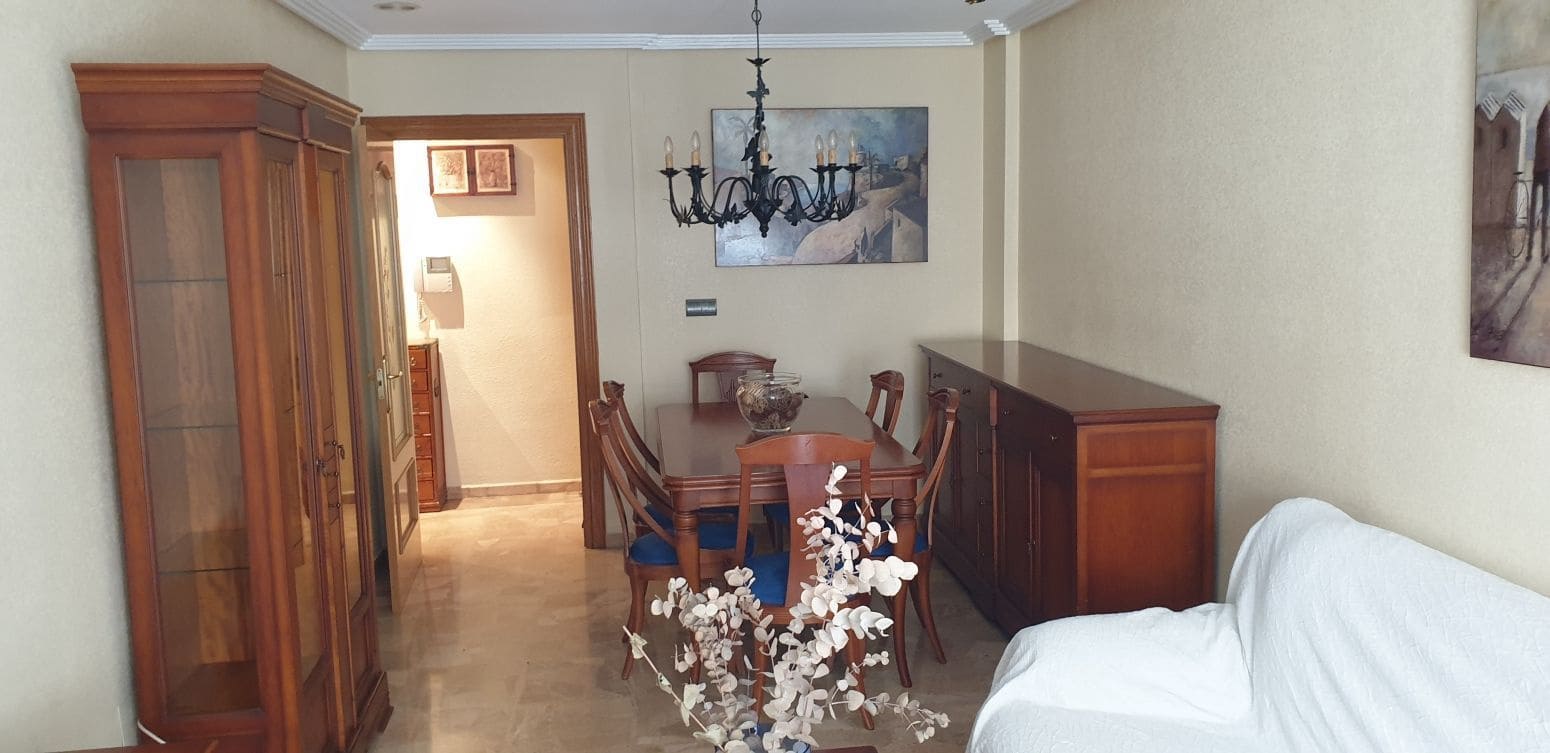 3 bedroom Flat for sale in Elche / Elx with garage - € 199,999 (Ref: 8049777)