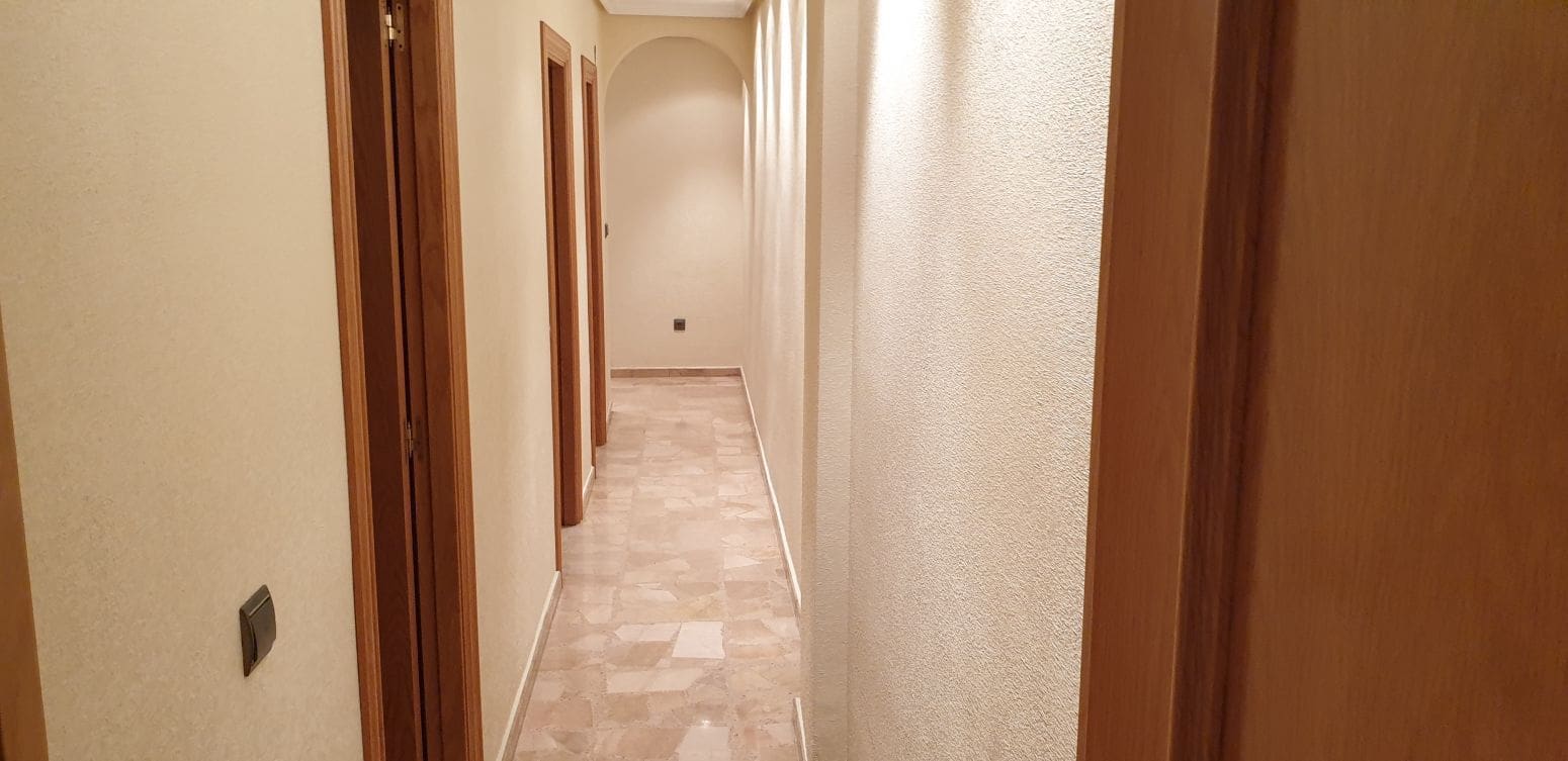 3 bedroom Flat for sale in Elche / Elx with garage - € 199,999 (Ref: 8049777)