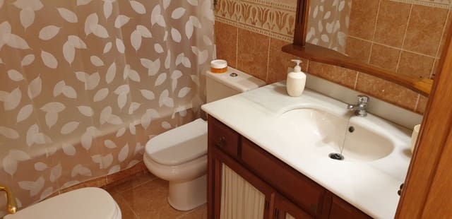 Piso de 3 habitaciones en Elche / Elx en venta con garaje - 199.999 € (Ref: 8049777)