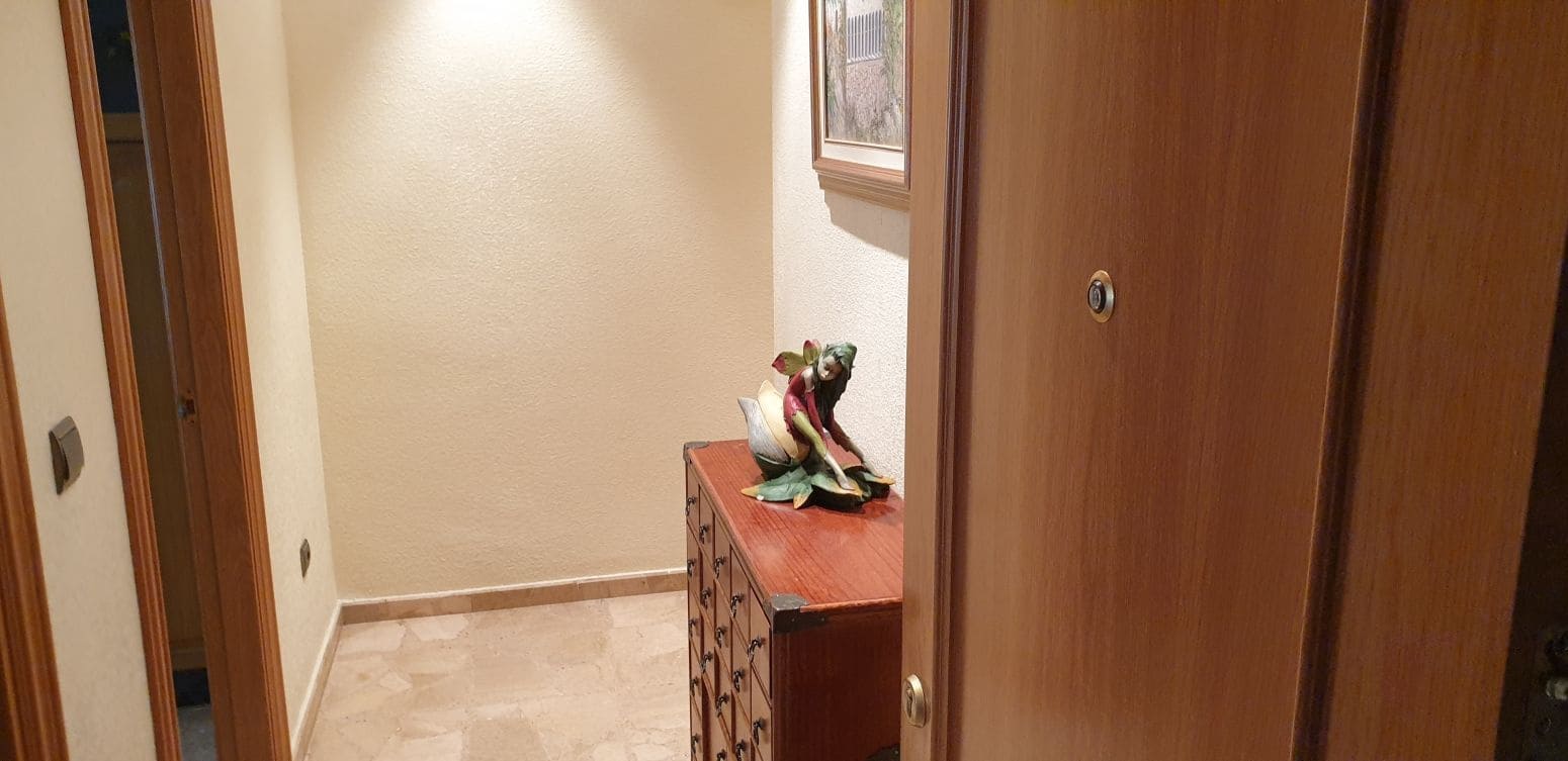 3 bedroom Flat for sale in Elche / Elx with garage - € 199,999 (Ref: 8049777)
