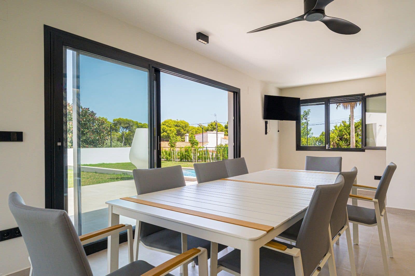 3 Zimmer Villa zu verkaufen in La Xara mit Pool Garage - 1.600.000 € (Ref: 8049808)