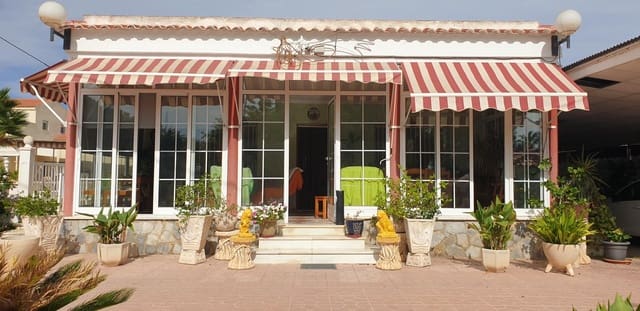 Chalet de 3 habitaciones en Elche / Elx en venta con piscina garaje - 350.000 € (Ref: 8049837)