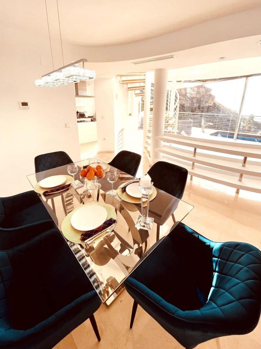 4 makuuhuone Huvila myytävänä paikassa Altea mukana uima-altaan 
autotalli - 1 165 000 € (Ref: 8052341)