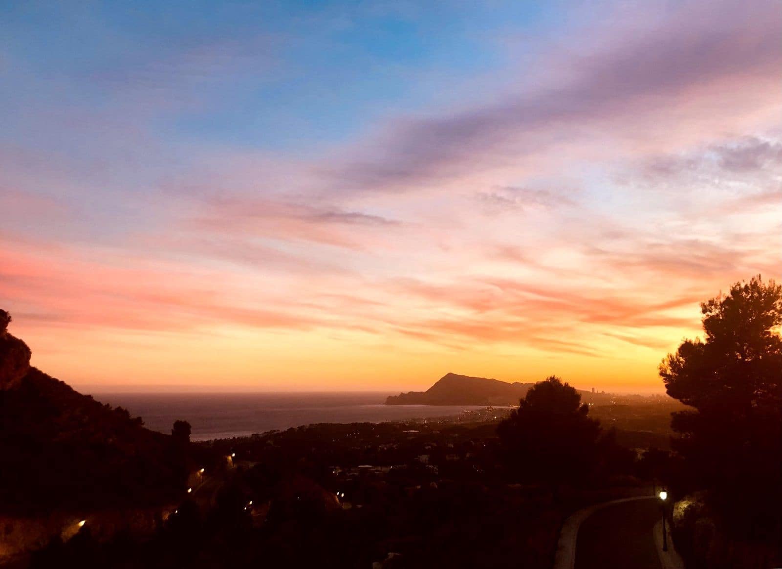 4 makuuhuone Huvila myytävänä paikassa Altea mukana uima-altaan 
autotalli - 1 165 000 € (Ref: 8052341)