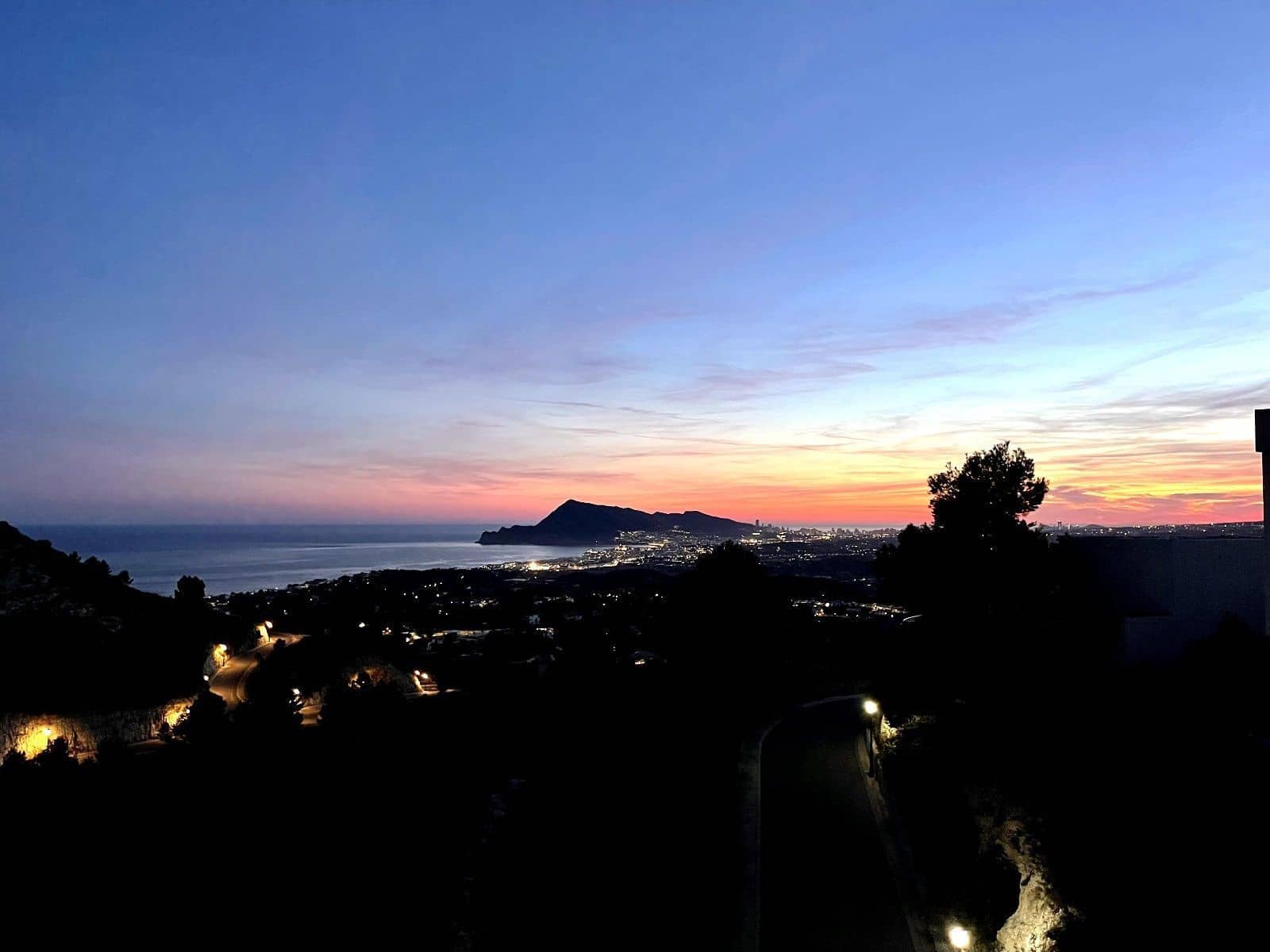 4 makuuhuone Huvila myytävänä paikassa Altea mukana uima-altaan 
autotalli - 1 165 000 € (Ref: 8052341)