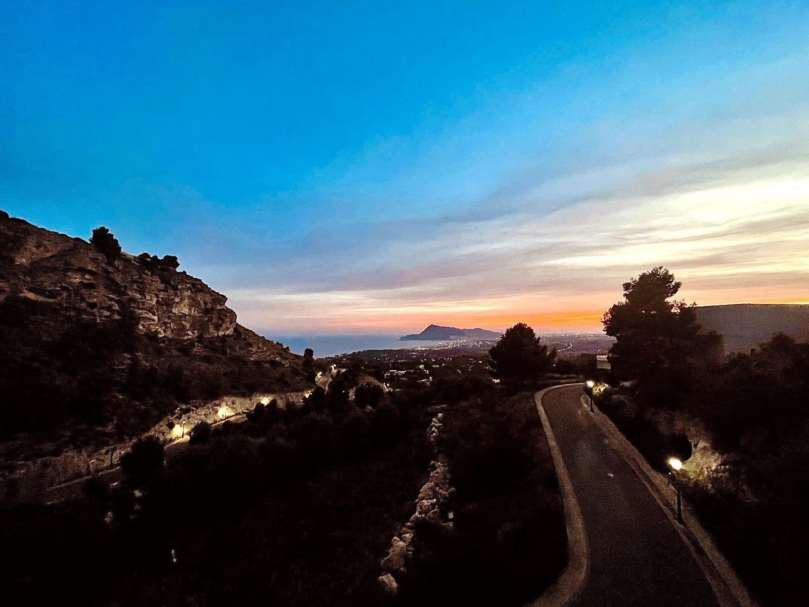 4 makuuhuone Huvila myytävänä paikassa Altea mukana uima-altaan 
autotalli - 1 165 000 € (Ref: 8052341)