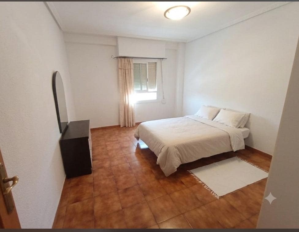 4 soveværelse Lejlighed til salg i Elche / Elx - € 155.000 (Ref: 8067174)