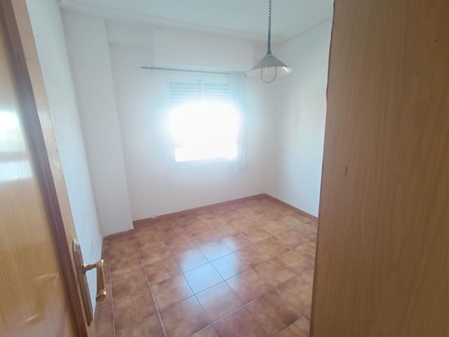 4 soveværelse Lejlighed til salg i Elche / Elx - € 155.000 (Ref: 8067174)