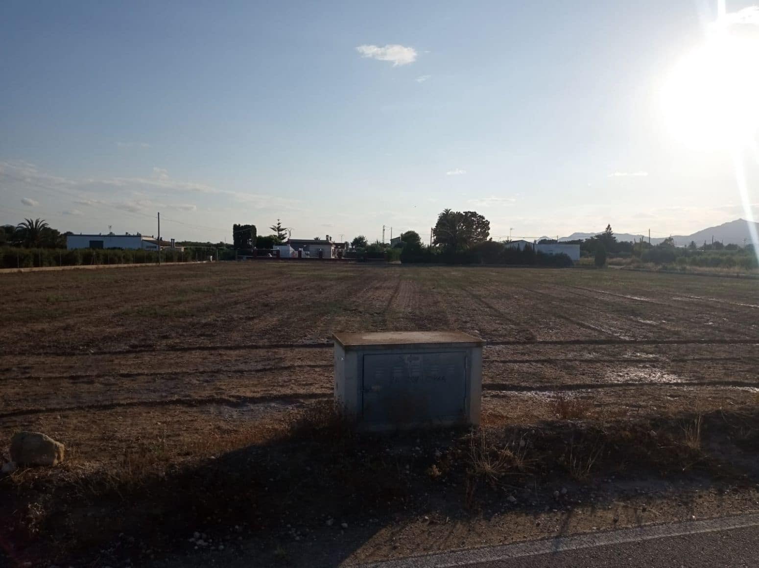 Grunde uden byggetilladelser til salg i Elche / Elx - € 44.000 (Ref: 8067193)