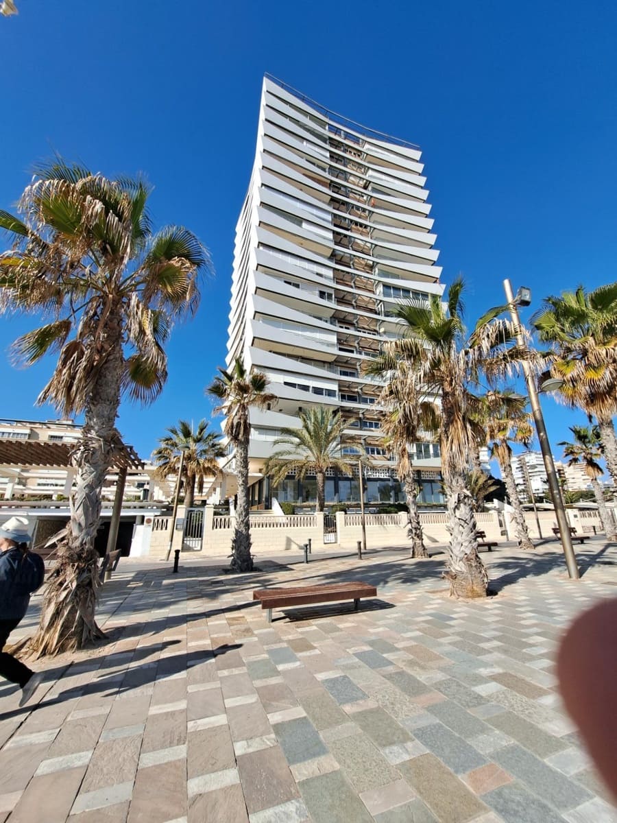 3 slaapkamer Appartement te huur in Playa de San Juan met zwembad garage - € 1.800 (Ref: 8083195)