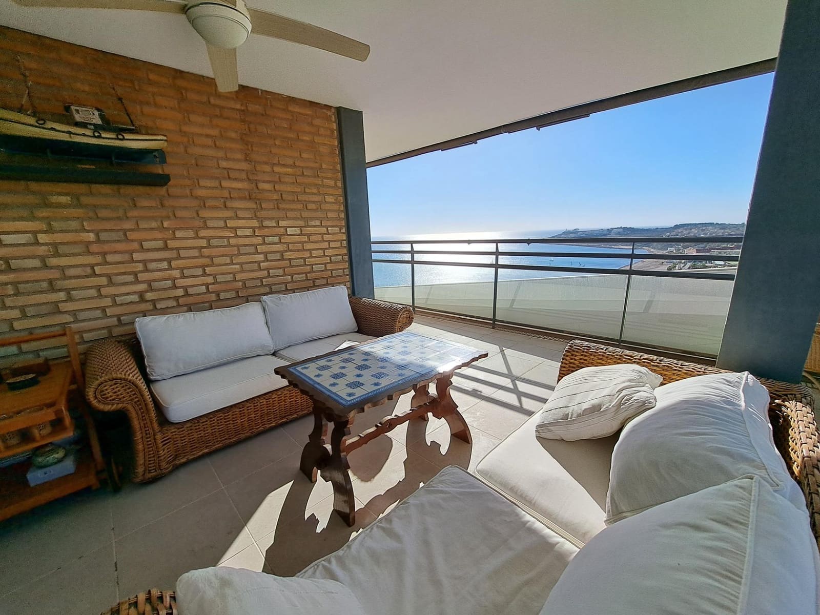 3 bedroom Apartment for rent in Playa de San Juan with pool garage - € 1,800 (Ref: 8083195)