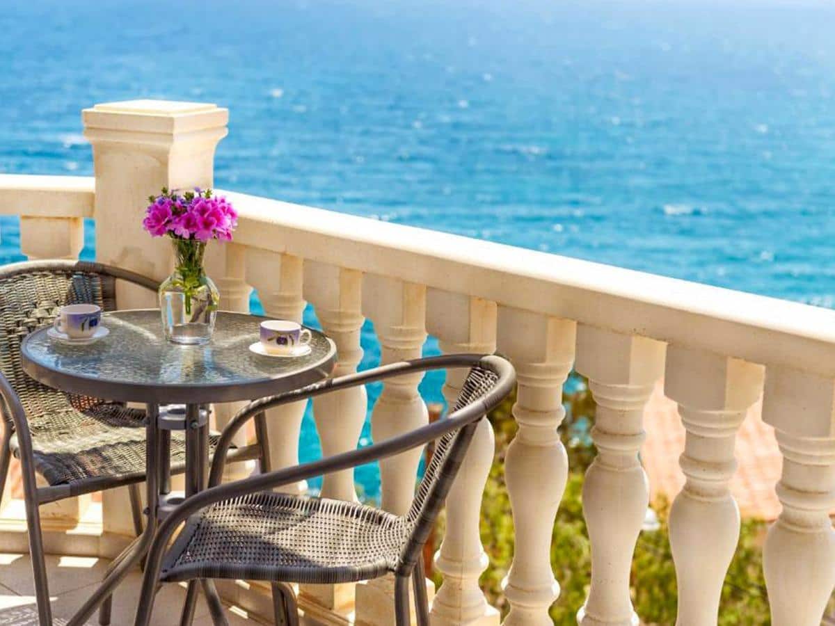 24 makuuhuone Hotelli myytävänä paikassa Benidorm mukana uima-altaan - 7 000 000 € (Ref: 8108734)