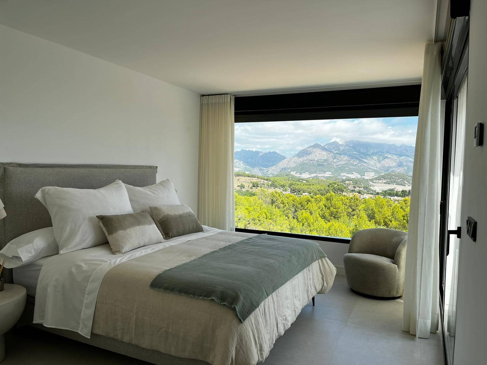 3 sypialnia Willa na sprzedaż w Polop z basenem garażem - 860 000 € (Ref: 8121469)