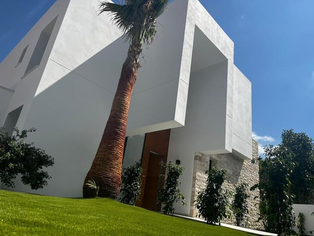 3 sypialnia Willa na sprzedaż w Polop z basenem garażem - 860 000 € (Ref: 8121469)