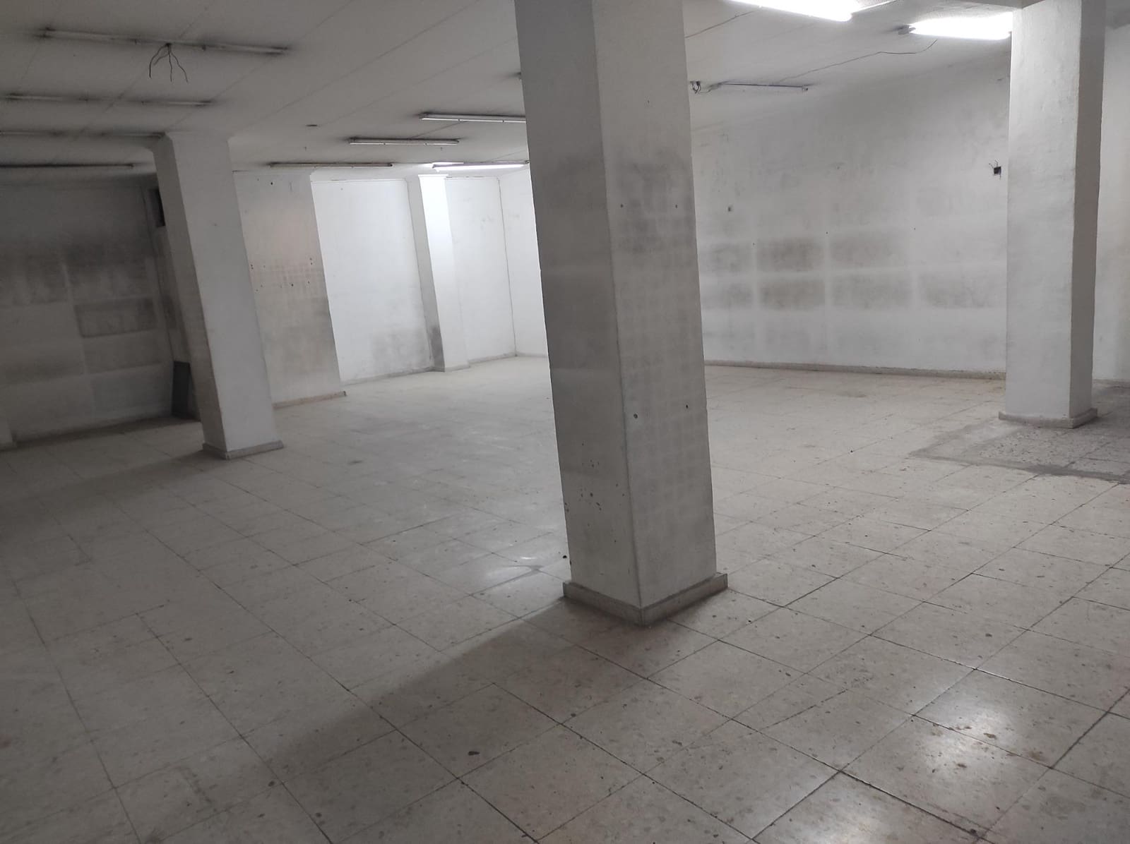 Commerciale in vendita in Alicante citta - 115.000 € (Rif: 8168956)