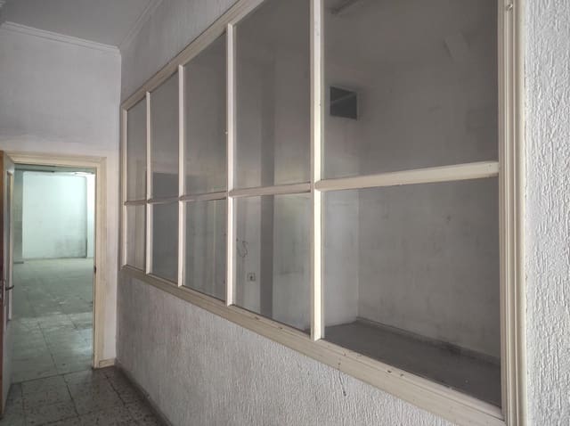 Commercial for sale in Alipark, Alicante / Alacant city - € 115,000 (Ref: 8168956)