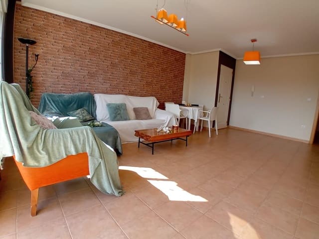 2 soverom Leilighet til salgs i Ubeda, Pinoso med svømmebasseng garasje - € 95 000 (Ref: 8305408)