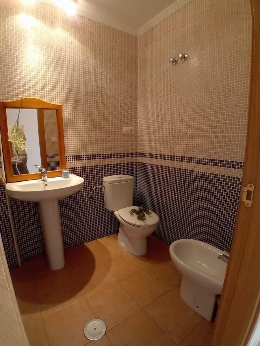 2 soverom Leilighet til salgs i Ubeda med svømmebasseng garasje - € 95 000 (Ref: 8305408)