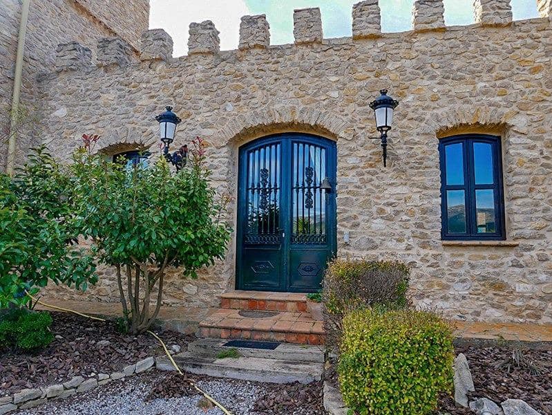 Chalet de 5 habitaciones en Relleu en venta con piscina garaje - 1.650.000 € (Ref: 8339830)
