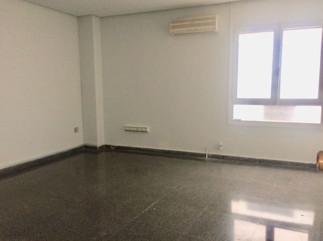 Bureau de 1 chambre à louer à Elche / Elx - 350 € (Ref: 8371149)