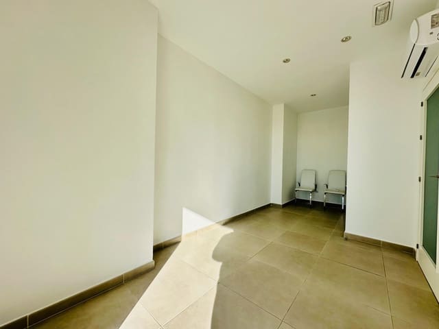 Kantoor te huur in Benidorm - € 550 (Ref: 8371150)