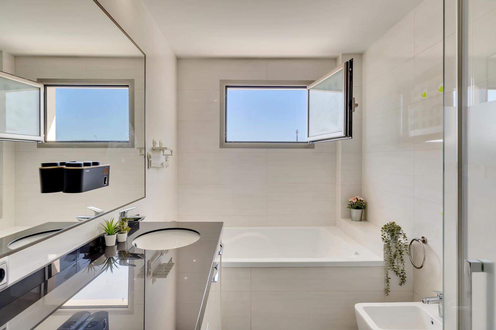 5 slaapkamer Villa te koop in Oliva met zwembad - € 899.000 (Ref: 8394881)