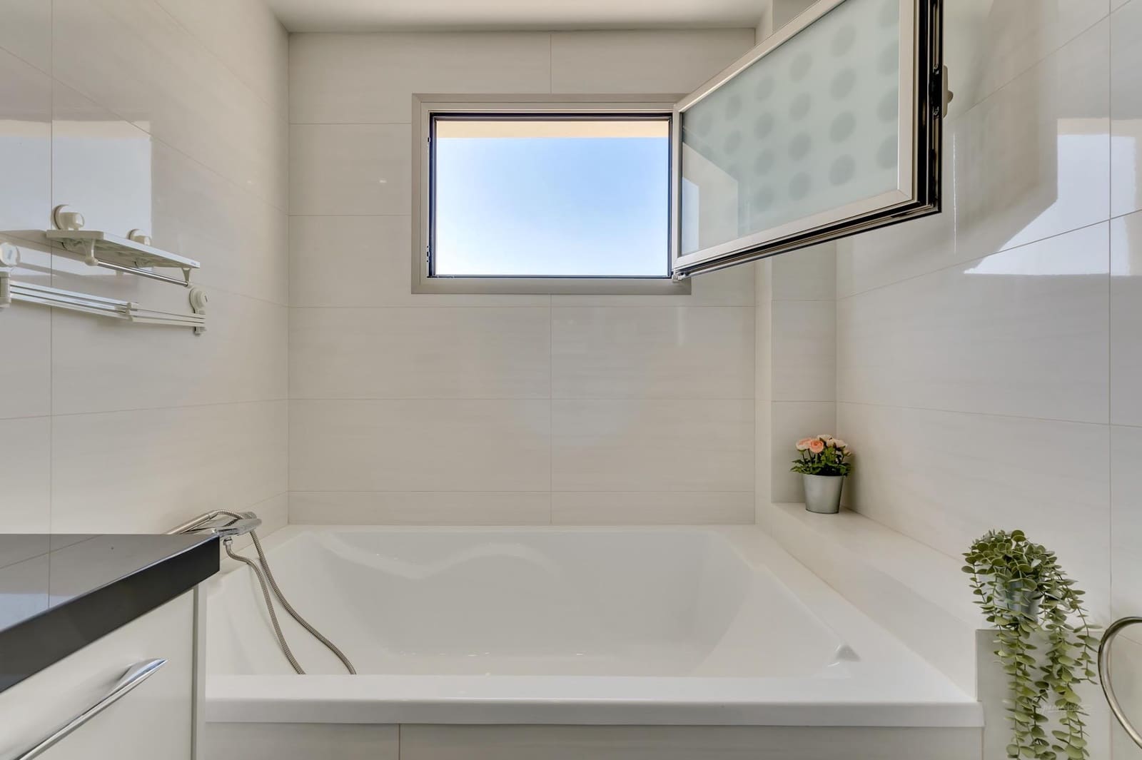 5 slaapkamer Villa te koop in Oliva met zwembad - € 899.000 (Ref: 8394881)