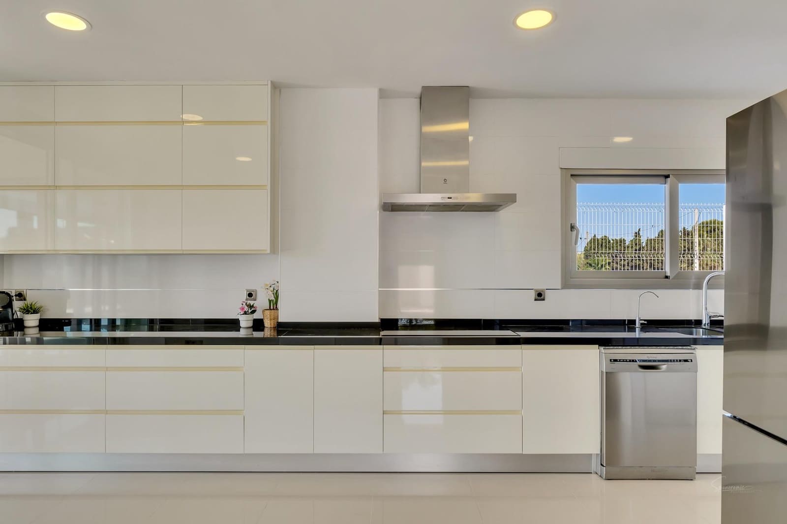 5 slaapkamer Villa te koop in Oliva met zwembad - € 899.000 (Ref: 8394881)