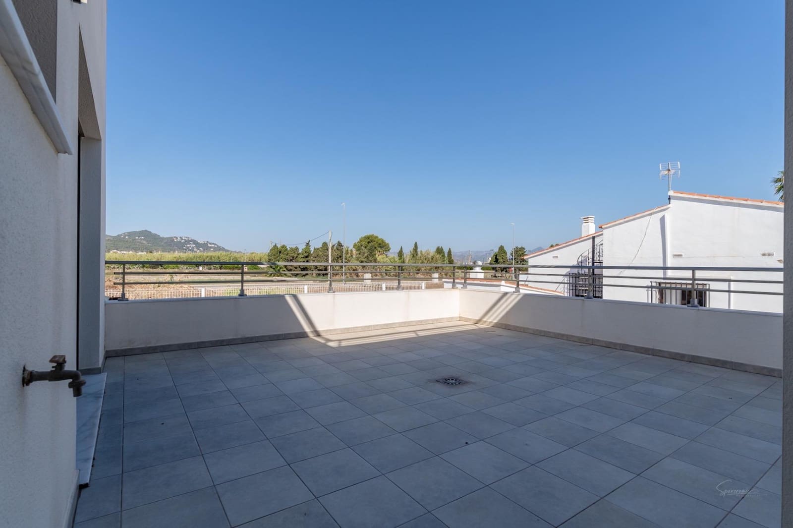 5 slaapkamer Villa te koop in Oliva met zwembad - € 899.000 (Ref: 8394881)