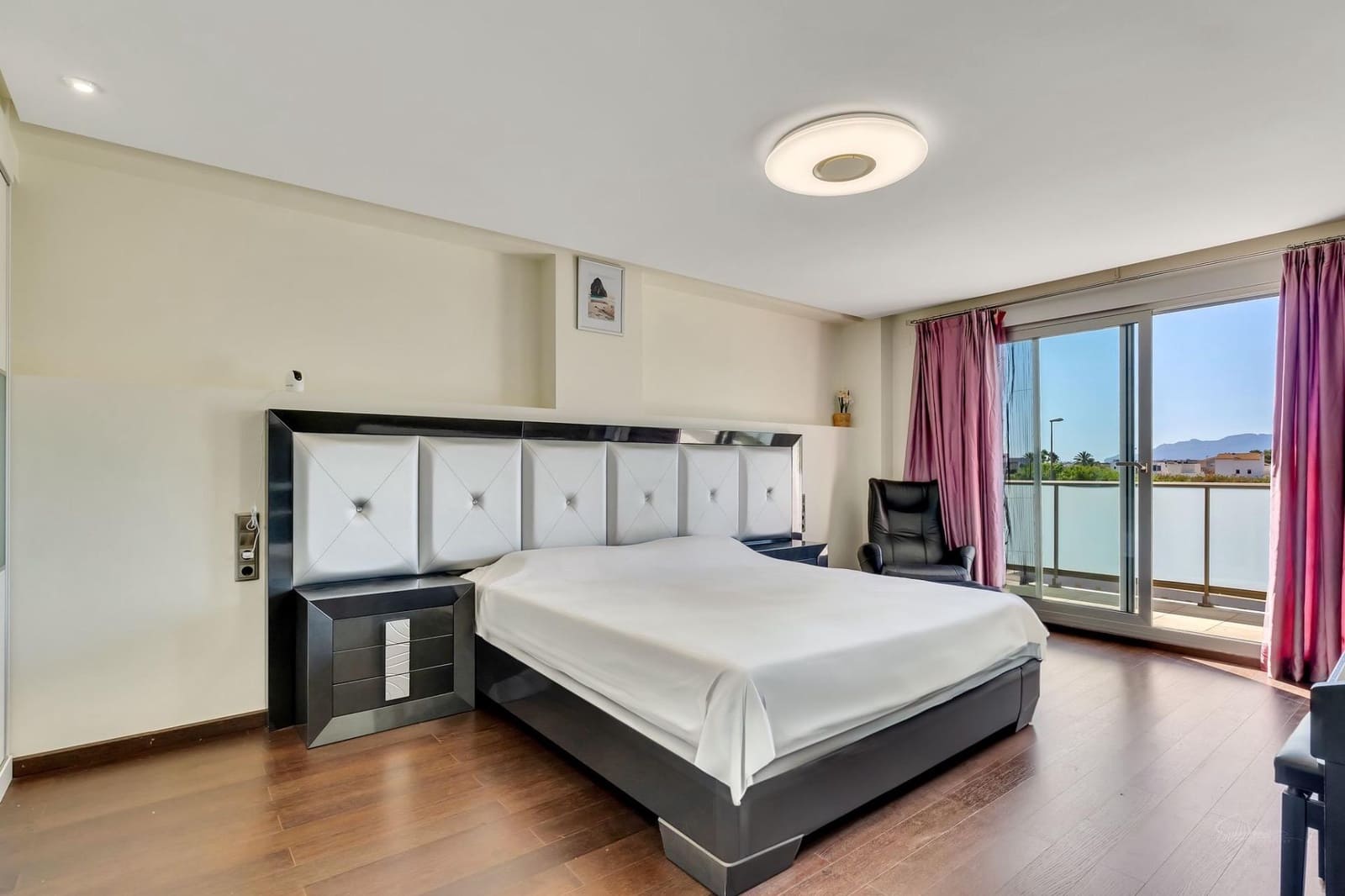 5 slaapkamer Villa te koop in Oliva met zwembad - € 899.000 (Ref: 8394881)