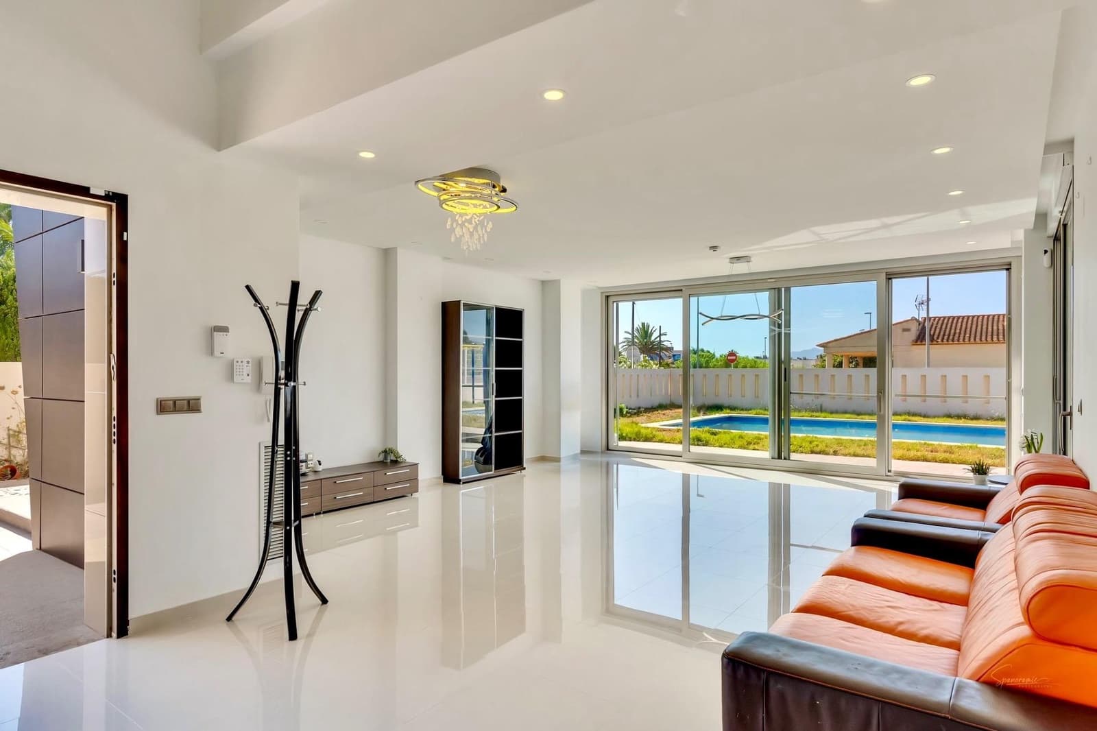 5 slaapkamer Villa te koop in Oliva met zwembad - € 899.000 (Ref: 8394881)