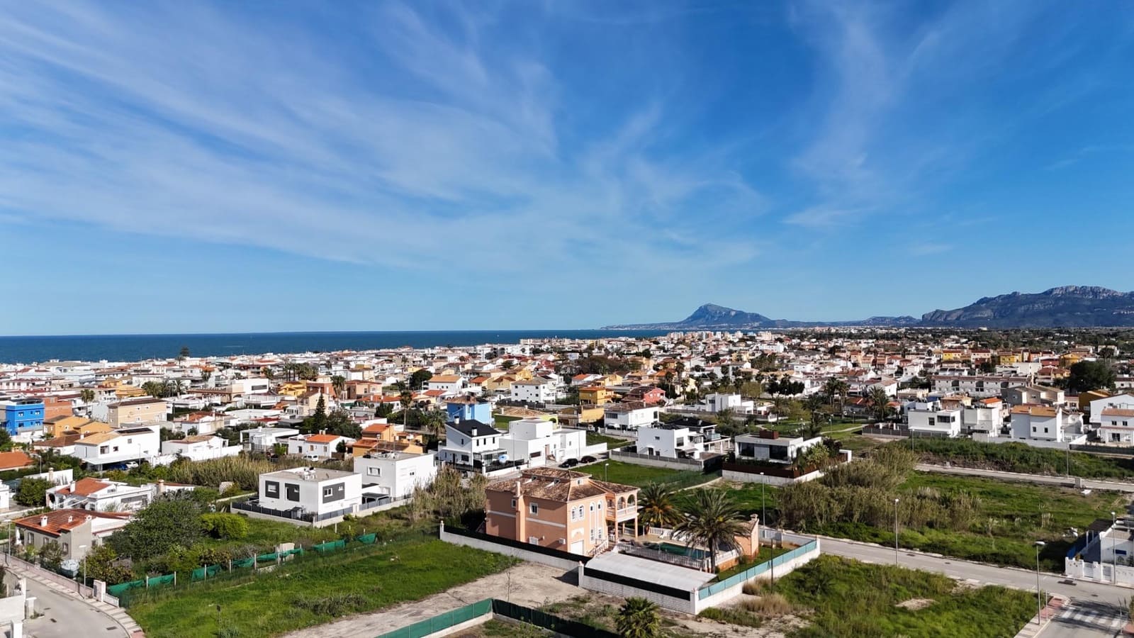 5 slaapkamer Villa te koop in Oliva met zwembad - € 899.000 (Ref: 8394881)