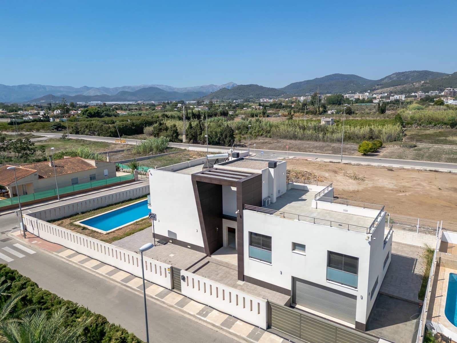 5 slaapkamer Villa te koop in Oliva met zwembad - € 899.000 (Ref: 8394881)