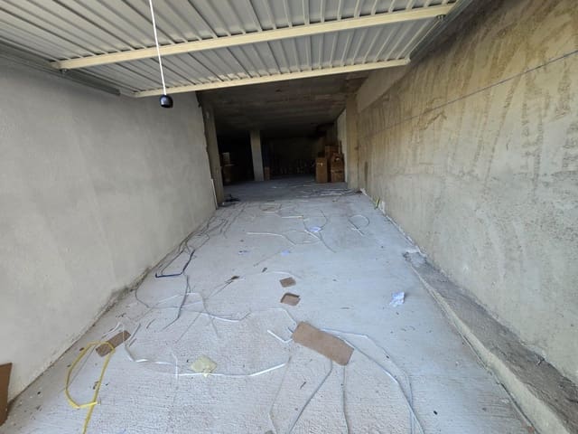 Commercial for sale in La Villajoyosa / Vila Joiosa - € 35,000 (Ref: 8412822)