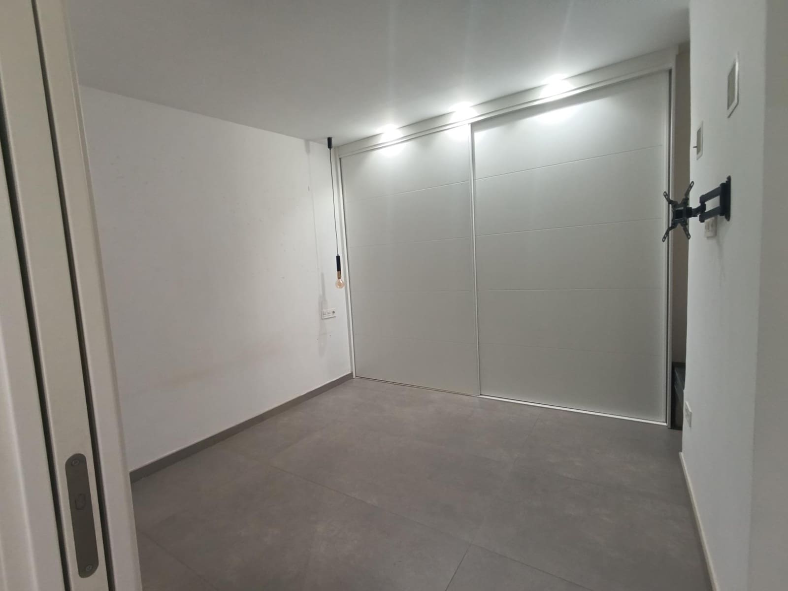 7 Zimmer Villa zu verkaufen in Las Bayas mit Pool Garage - 449.000 € (Ref: 8423298)